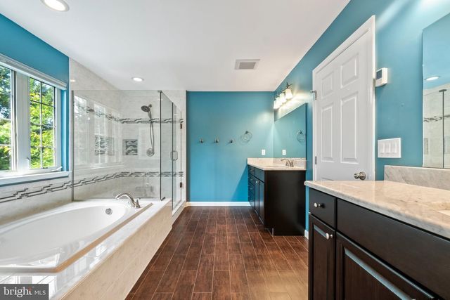 21255 OLIVE GREEN CT, Ashburn, VA 20147