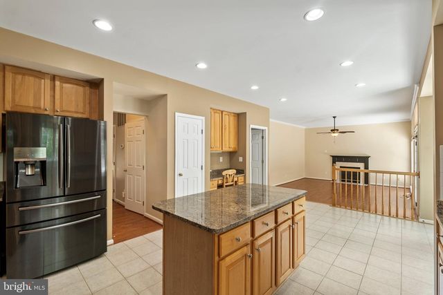 21255 OLIVE GREEN CT, Ashburn, VA 20147