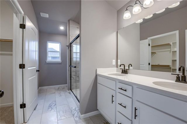 20560 Newcastle Street, Spring Hill, KS 66083