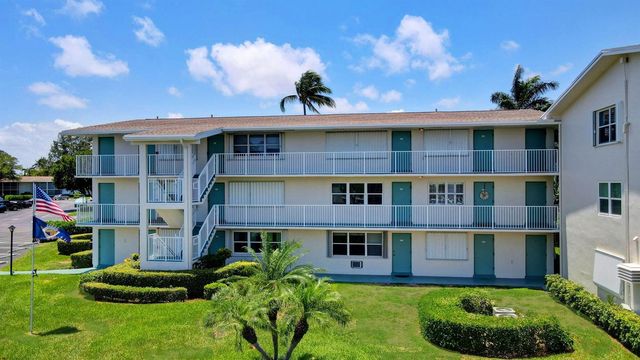 210 Horizons E 103, Boynton Beach, FL 33435