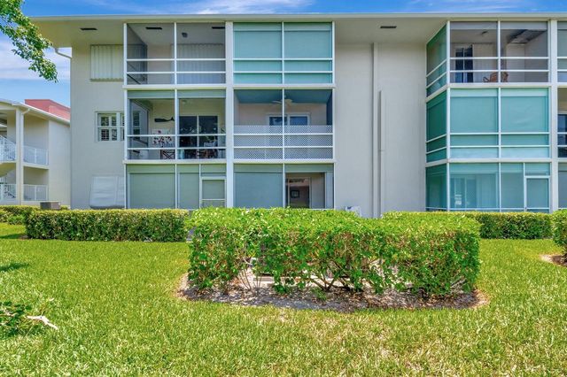 210 Horizons E 103, Boynton Beach, FL 33435