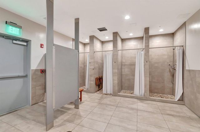 210 Horizons E 103, Boynton Beach, FL 33435