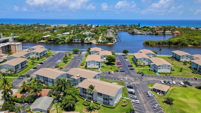 210 Horizons E 103, Boynton Beach, FL 33435