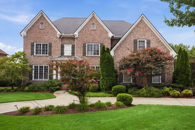 625 Calverton Ln, Brentwood, TN 37027