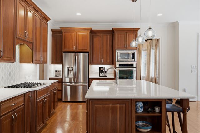 625 Calverton Ln, Brentwood, TN 37027
