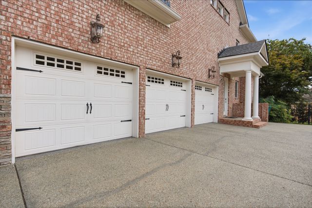 625 Calverton Ln, Brentwood, TN 37027