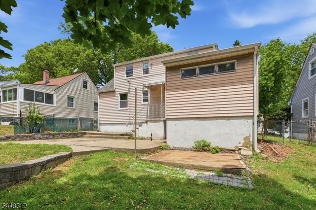 20 Sunnyside Rd, West Orange Twp., NJ 07052