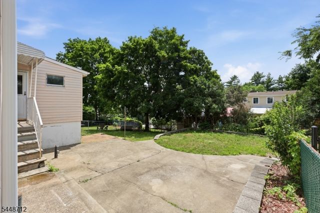 20 Sunnyside Rd, West Orange Twp., NJ 07052