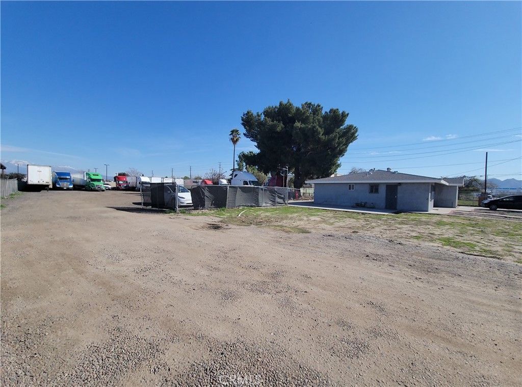 1245 S Washington Avenue, San Bernardino, CA 92408