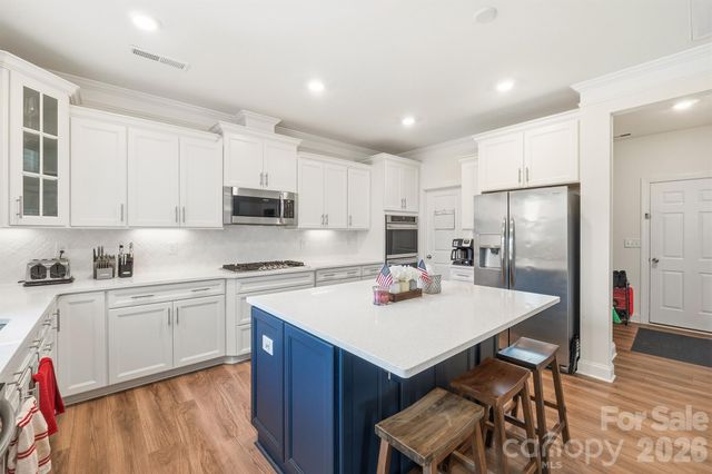 282 Bouchard Drive, Waxhaw, NC 28173