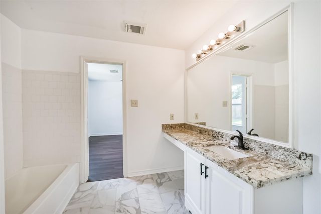 434 Fishhawk Way, Crosby, TX 77532