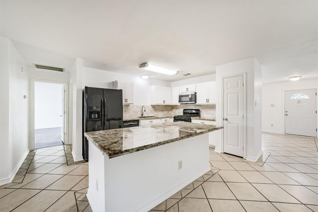 434 Fishhawk Way, Crosby, TX 77532