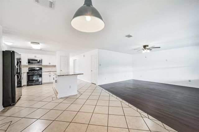 434 Fishhawk Way, Crosby, TX 77532