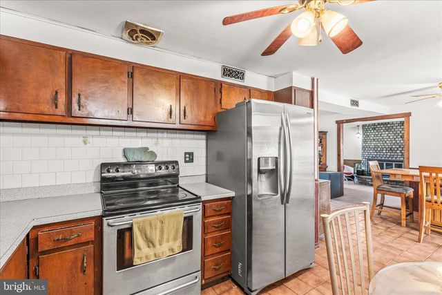 2219 LODGE FARM RD, Sparrows Point, MD 21219
