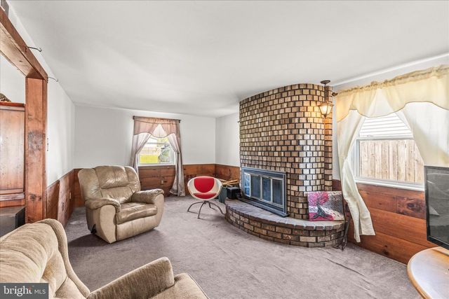 2219 LODGE FARM RD, Sparrows Point, MD 21219