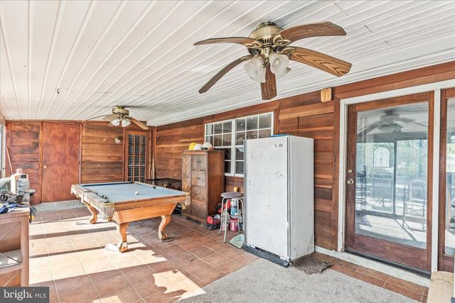 2219 LODGE FARM RD, Sparrows Point, MD 21219