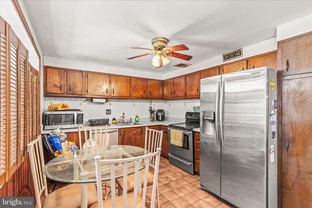 2219 LODGE FARM RD, Sparrows Point, MD 21219