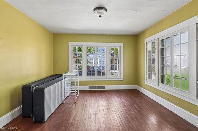 6821 Fleet Avenue, Cleveland, OH 44105