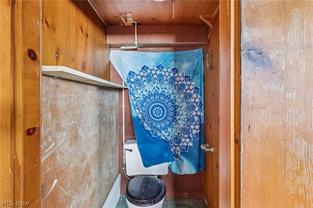 6821 Fleet Avenue, Cleveland, OH 44105