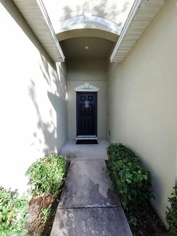 185 SW Exmore Avenue, Port St Lucie, FL 34983