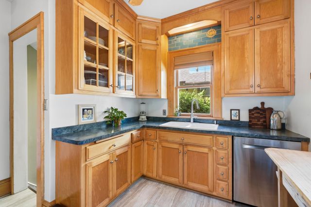 4649 42nd Avenue S, Minneapolis, MN 55406