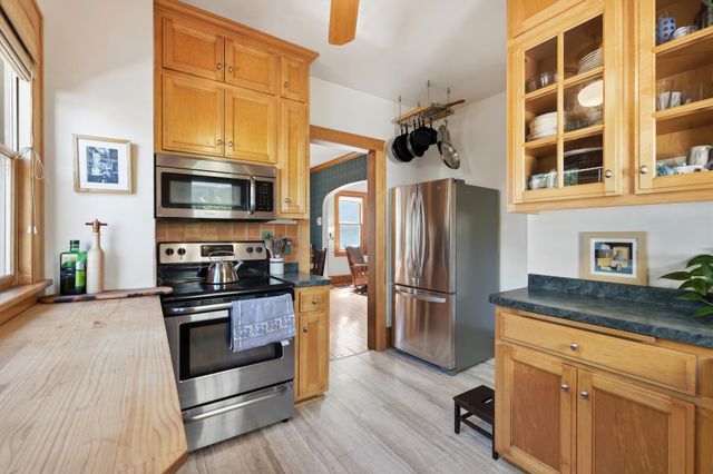 4649 42nd Avenue S, Minneapolis, MN 55406
