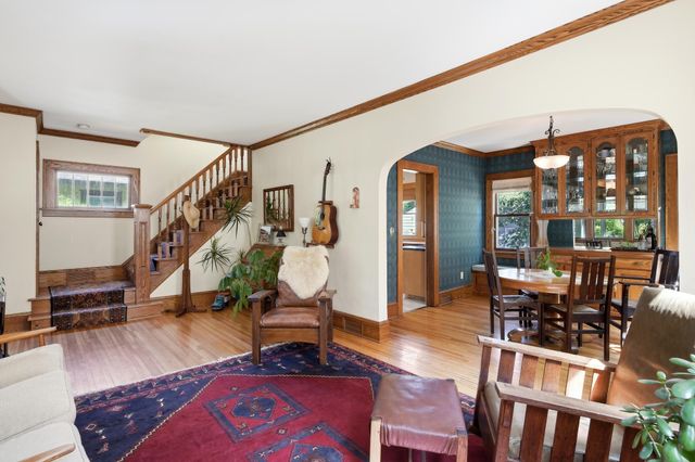 4649 42nd Avenue S, Minneapolis, MN 55406
