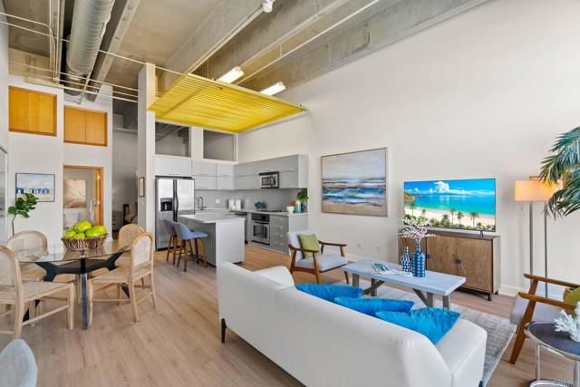 550 Seagaze Drive 19, Oceanside, CA 92054