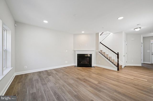 6305 WINTERS LN, Hanover, MD 21076