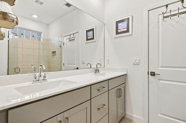 18476 Glenstone Street, Jupiter, FL 33458