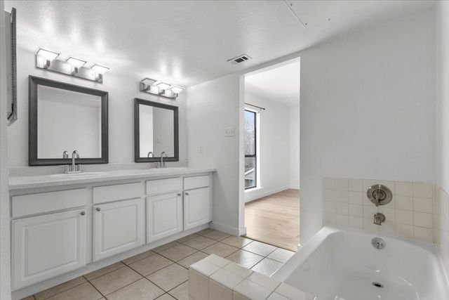 2018 W Rundberg LN 9A, Austin, TX 78758