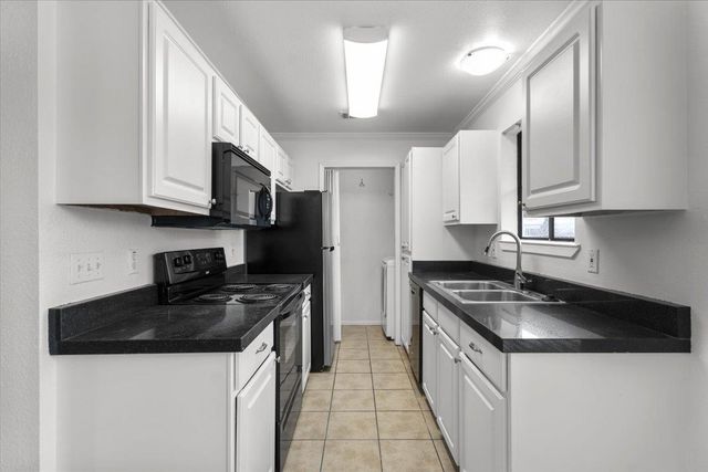 2018 W Rundberg LN 9A, Austin, TX 78758