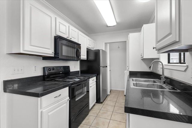 2018 W Rundberg LN 9A, Austin, TX 78758