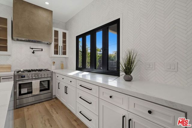 14141 Clarissa Lane, Santa Ana, CA 92705