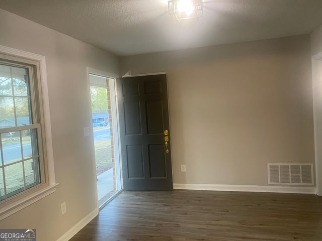 1826 Woodhollow Drive, Columbus, GA 31907