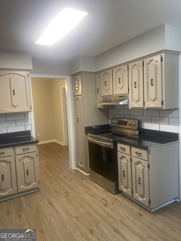 1826 Woodhollow Drive, Columbus, GA 31907