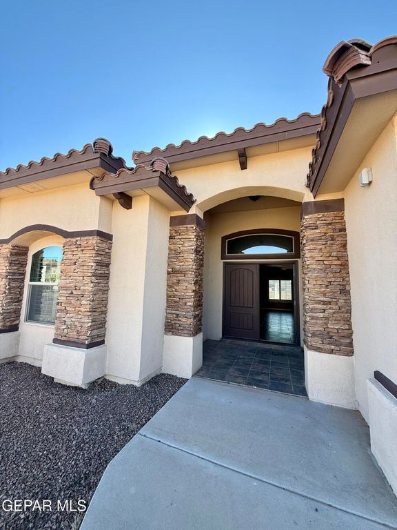 14532 CHRISTIAN CASTLE, El Paso, TX 79938