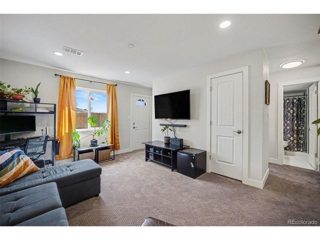 972 S Miller St, Lakewood, CO 80226