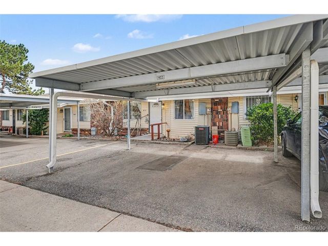 972 S Miller St, Lakewood, CO 80226