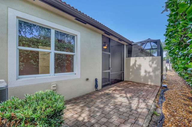 14804 Via Porta, Delray Beach, FL 33446