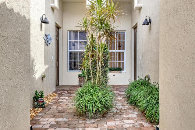14804 Via Porta, Delray Beach, FL 33446