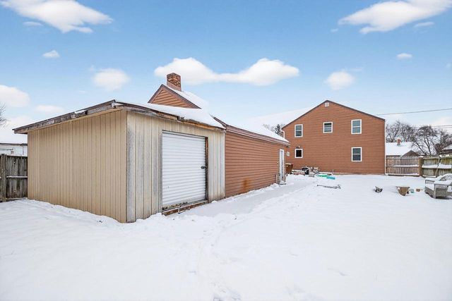 830 RACINE STREET, Menasha, WI 54952