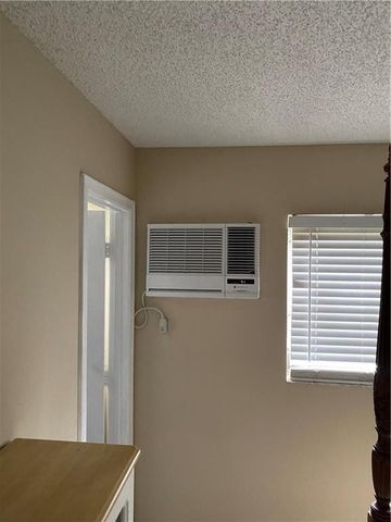 5156 NE 6th Avenue 201, Fort Lauderdale, FL 33334