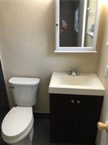 5156 NE 6th Avenue 201, Fort Lauderdale, FL 33334