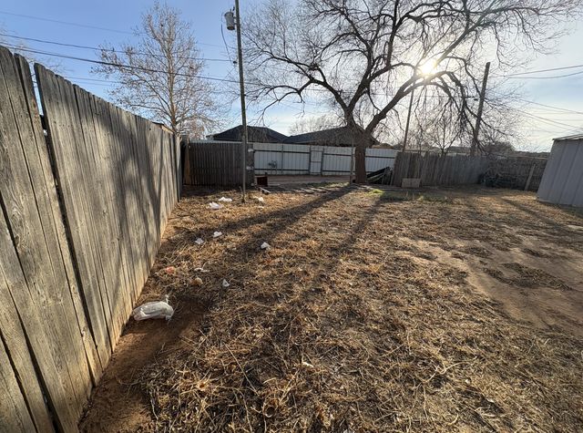 517 50th Street, Lubbock, TX 79404