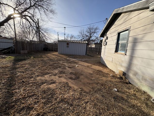 517 50th Street, Lubbock, TX 79404