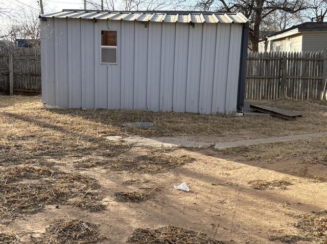 517 50th Street, Lubbock, TX 79404