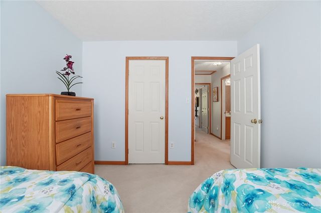 1024 Meadow Thrush Drive, Clayton, OH 45315