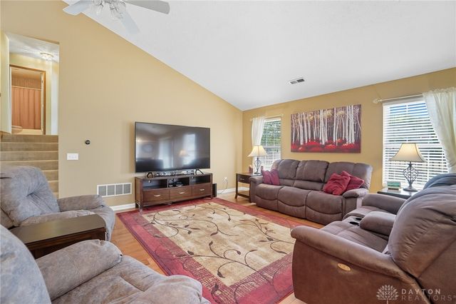 1024 Meadow Thrush Drive, Clayton, OH 45315