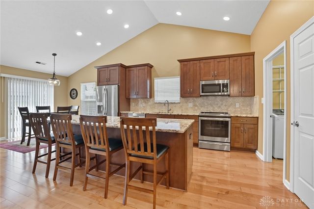 1024 Meadow Thrush Drive, Clayton, OH 45315